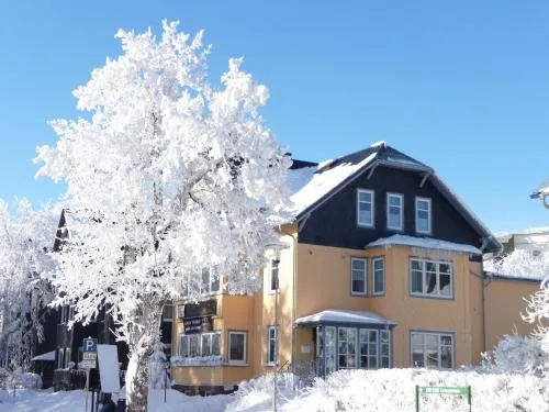 Pension Haus Flora - Image 1