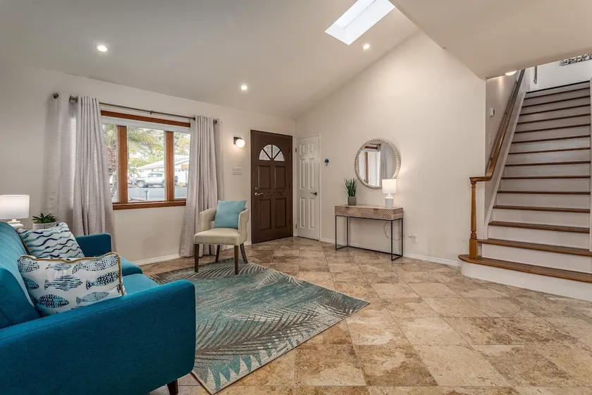 Margaret 5 Bedroom Home by RedAwning - Image 1