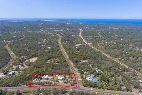 OffShore Holiday House on Acreage - Image 1