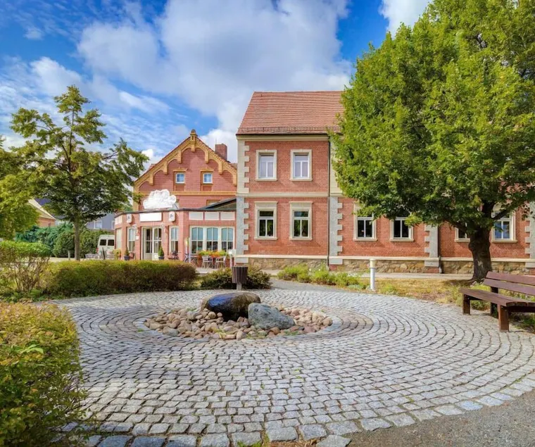 Romantisches Genießer Hotel Dübener Heide - Image 1