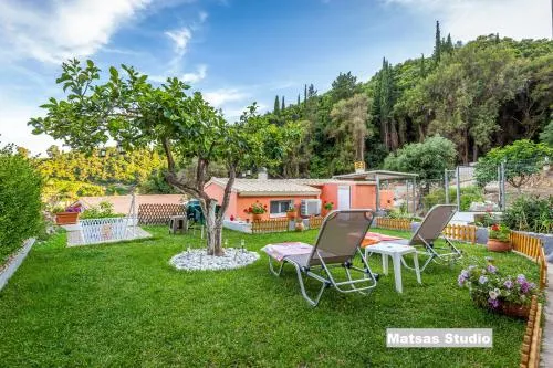 Matsas House & Studio - Image 1