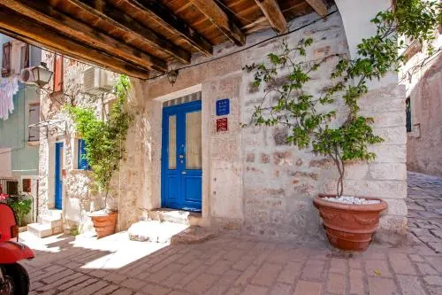 Guest house SOTTO I VOLTI Centro Storico - Image 1