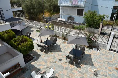 Plaza Palace - Image 1