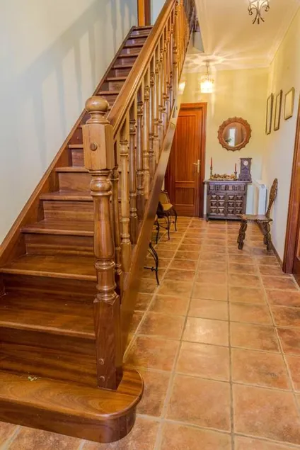 House With 5 Bedrooms in Munain, With Wonderful Mountain View and Enclosed Garden - Image 1