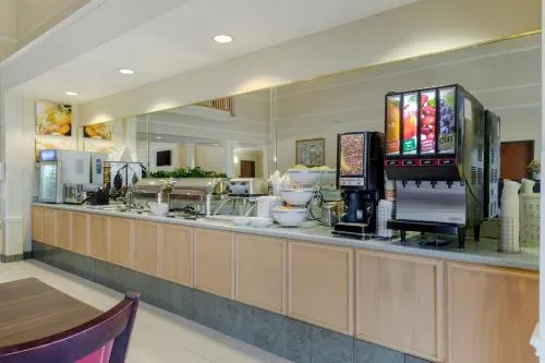 Comfort Suites La Porte - Image 1