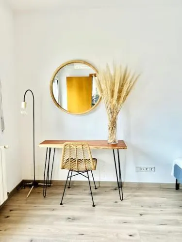 Guest suite with private pool - Image 1