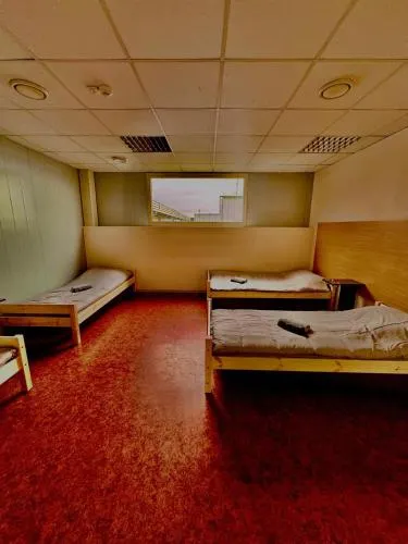 Piiri Hostel - Image 1