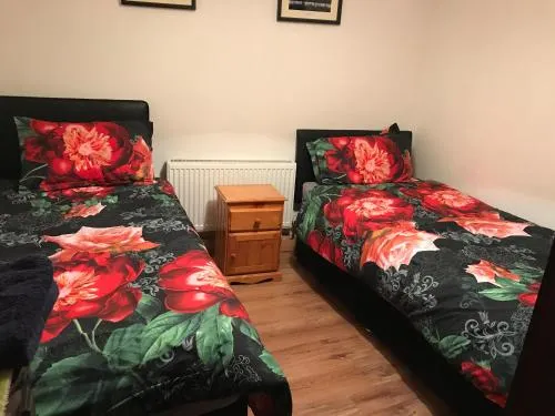 Green Lane Apartment - Image 1