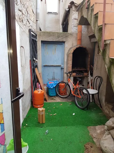 House With one Bedroom in Las Ventas Con Peña Aguilera, With Furnished Terrace - Image 1