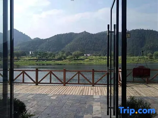 Wuyuan Huishang Inn - Image 1