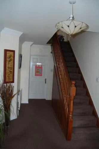 Woodhaven Lodge B&B - Image 1