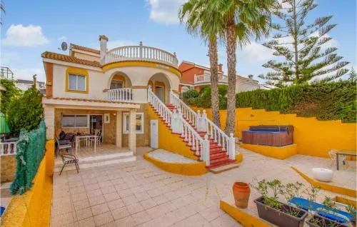 Holiday Home In Santa Pola - Image 1