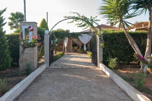 Olive House Villa And Studio - Image 1