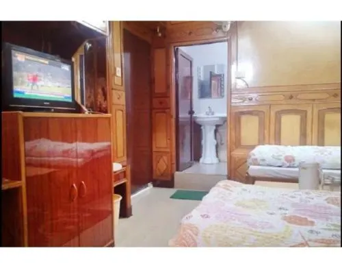 Perfect Family Stay next to Nainital Lake - Image 1