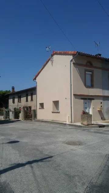Gite 30 Place de lEglise - Image 1