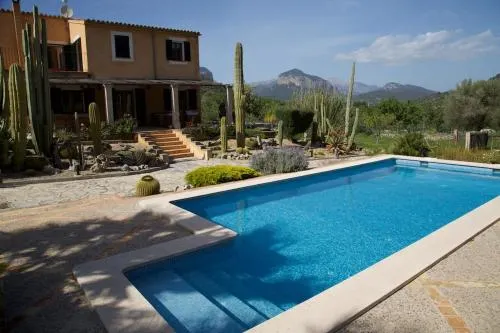 Beautiful house with spectacular mountain views in AlarÃ³ - Image 1