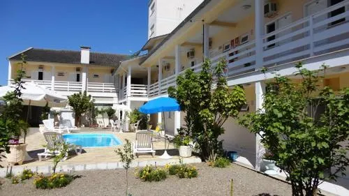 Bei Monti Hotel - Image 1