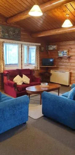 Rhinog View Mountain Log Cabin - Image 1