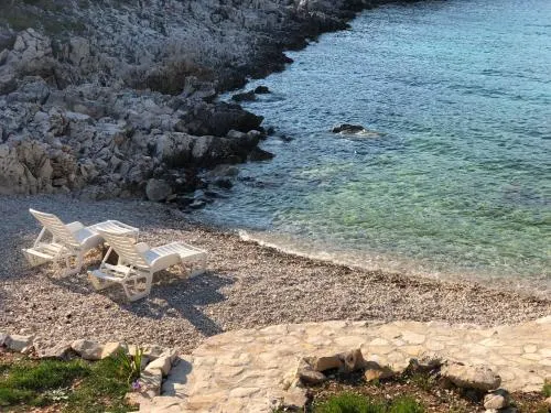 Summer House Trovna - Image 1