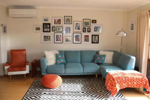 Stylish 2 Bedroom Unit - Image 1