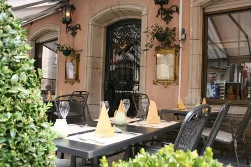 Hotel Le Pavillon - Image 1