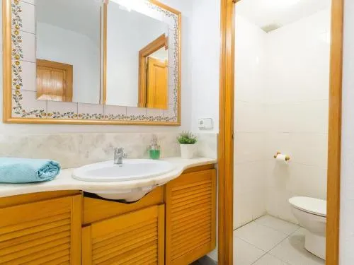Mediterranean Town House - Image 1