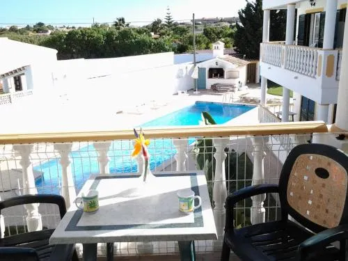Solar Veiguinha Apartamentos - Image 1
