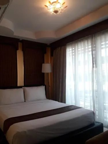 The Haven Hotel & Restaurant - Image 1