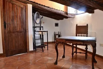 Casa Otombo - Image 1