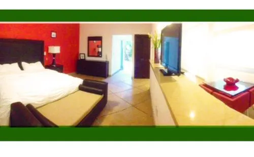 Exedra Jardin Boutique - Image 1