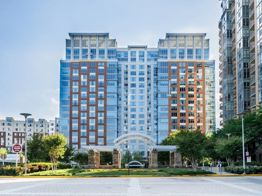 Tysons Apartments - Image 1