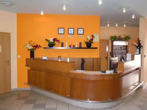 Hotel Zimni Stadion - Image 1