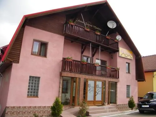 Pensiunea Bujor de Munte - Image 1