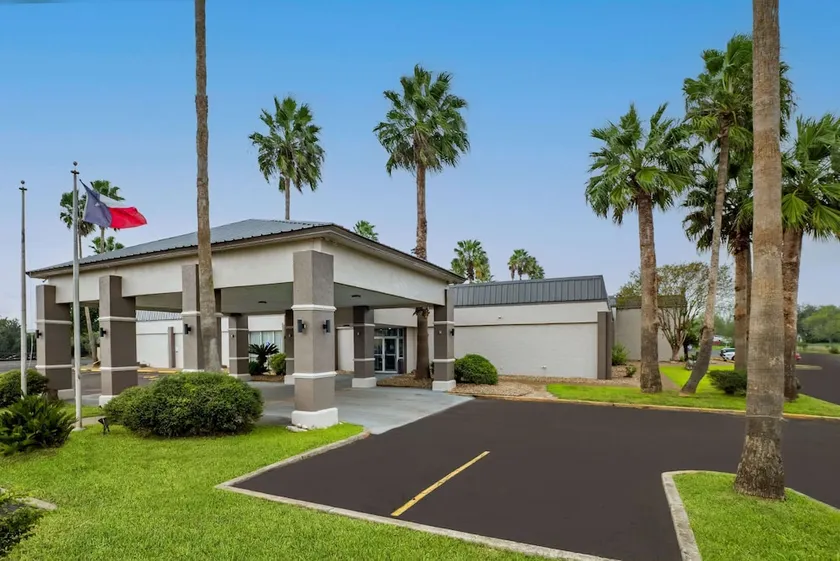 Quality Inn - Image 1