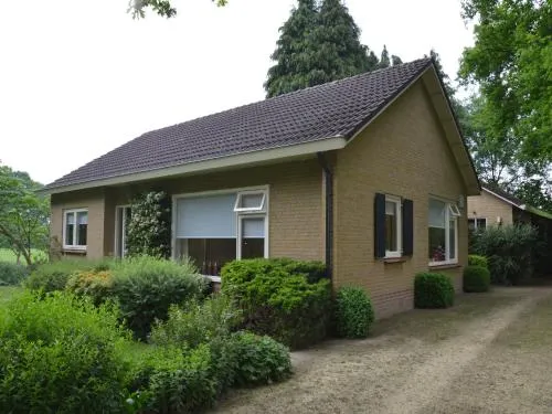 Rural holiday home, wildlife spotting from the garden, Achterhoek - Image 1