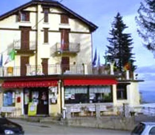 Eden Hotel - Image 1