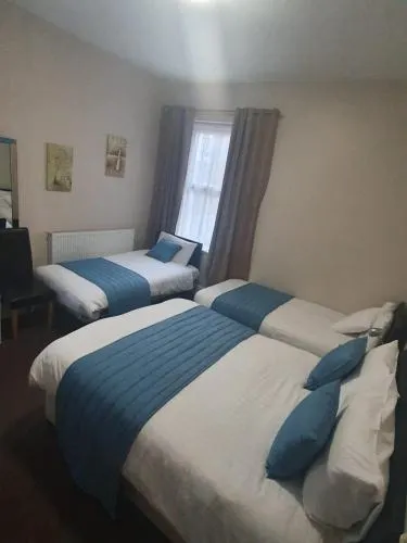 Rosebank Villa - Image 1