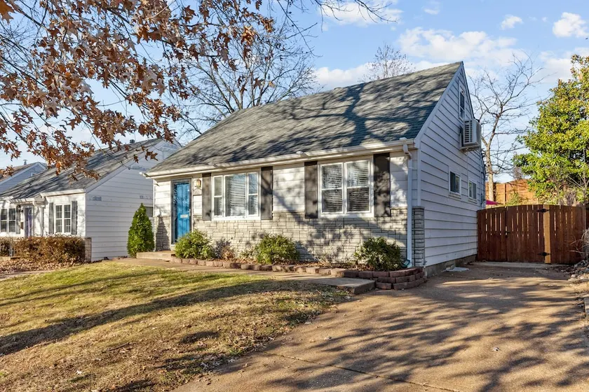 Metropolitan Escape I JZ Vacation Rentals - Image 1