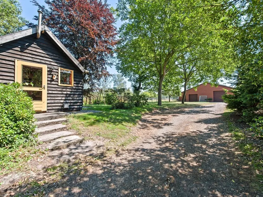 Beautifully Located House on the Drentse Flatlands - Image 1