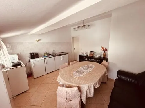 Rooms & App Minka - Image 1