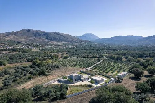 Ampelonas Residence - Image 1