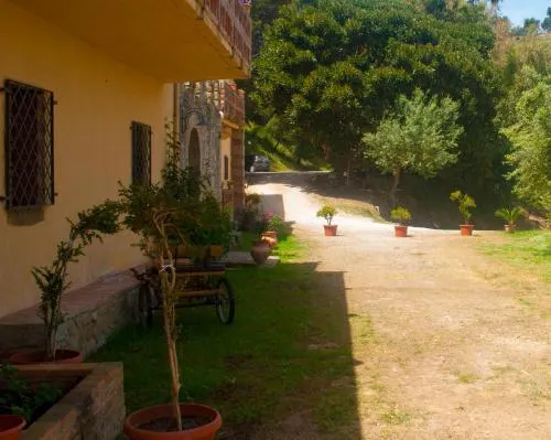 Agriturismo Fattoria Di Grenne - Image 1