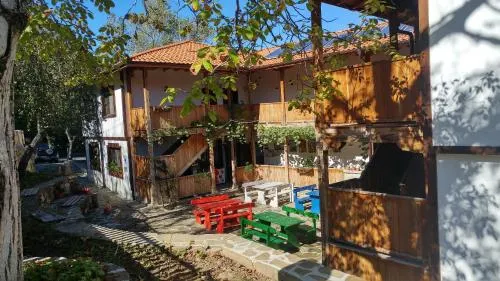 Forest House - Image 1