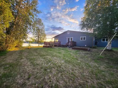 Hidden Lakefront Villa - Image 1