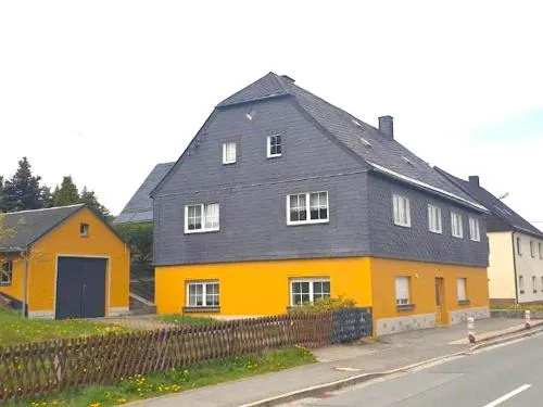Spacious Holiday Home in B renstein with Garden - Image 1