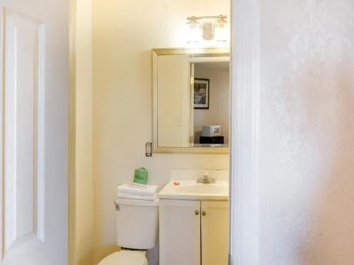 Urban Inn - Image 1