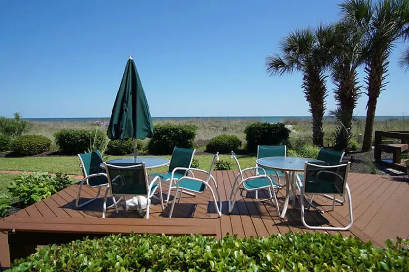 Beach Club III by Elliott Beach Rentals - Image 1