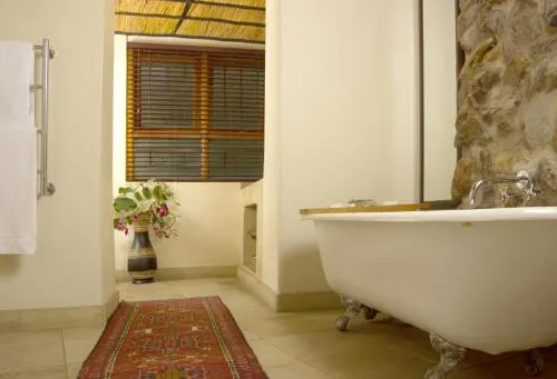 Idwala serviced apartments Johannesburg - Image 1