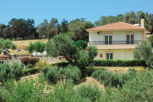 Giorgos - Image 1