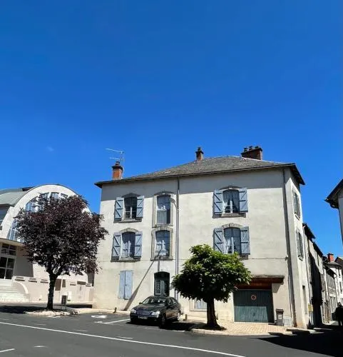 French Holiday Accommodation - Image 1